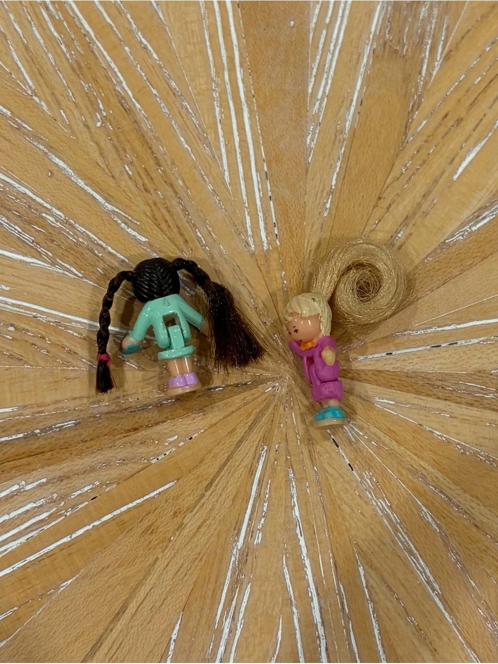 Set of 1995 Polly Pocket Comb 'n Curl Salon dolls x2